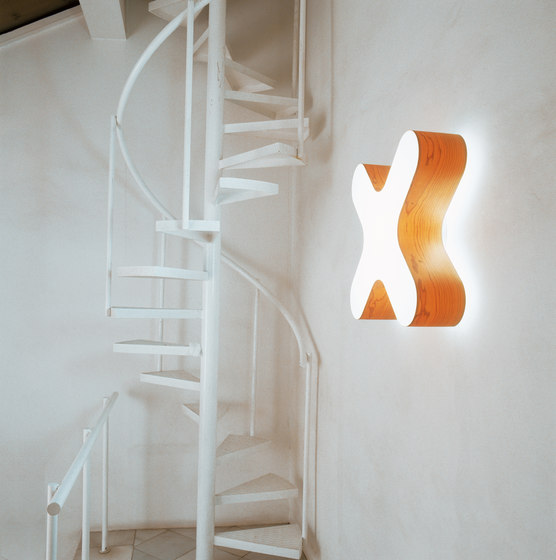 X-Club A | Lampade parete | lzf