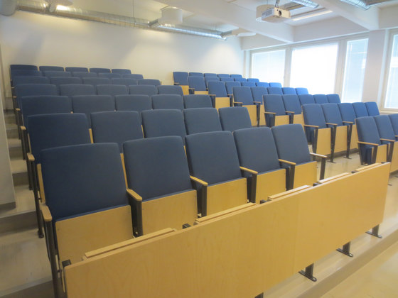 AUC40L | Auditorium seating | Piiroinen