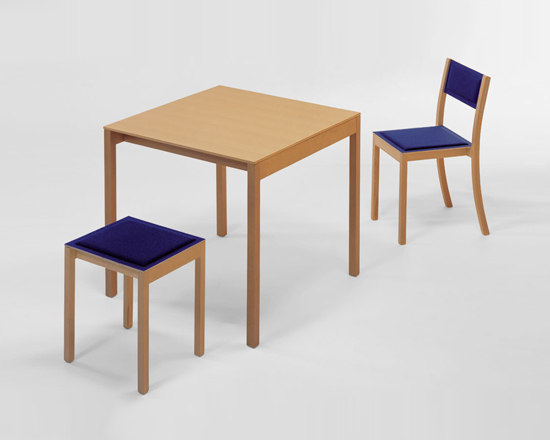 Less chair | Sillas | Novecentoundici