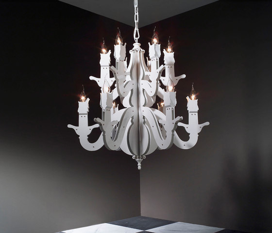 Night Watch chandelier round | Lámparas de araña | Brand van Egmond