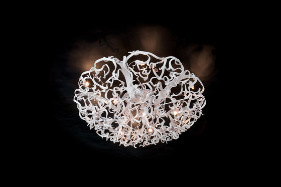 Icy Lady chandelier | Kronleuchter | Brand van Egmond