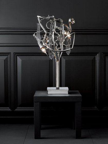 Delphinium customised gold chandelier | Lámparas de araña | Brand van Egmond
