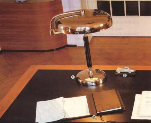 AD10 table lamp | Lámparas de sobremesa | Woka