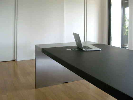 Taris writing desk | Desks | DIMODIS