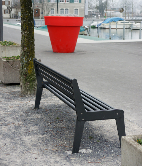 City Bench Type A with backrest and armrest | Panche | BURRI