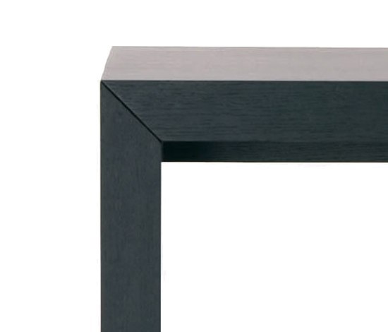 Closed Table ME 6334 | Tables basses | Andreu World