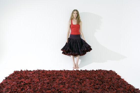 Little field of flowers Reds | Tapis / Tapis de designers | Nanimarquina