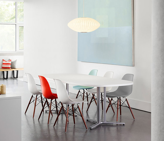 Eames Molded Plastic Side Chair | Stühle | Herman Miller