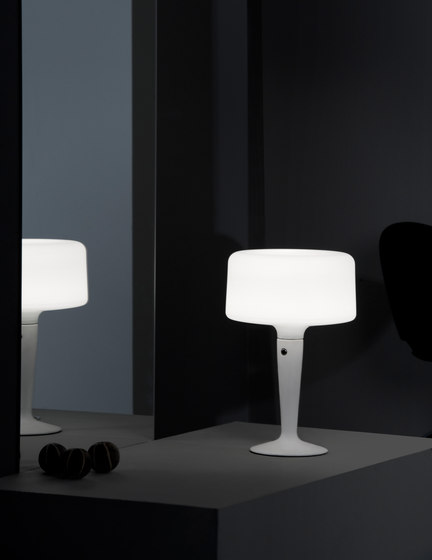 Luzia gr Table lamp | Table lights | Metalarte