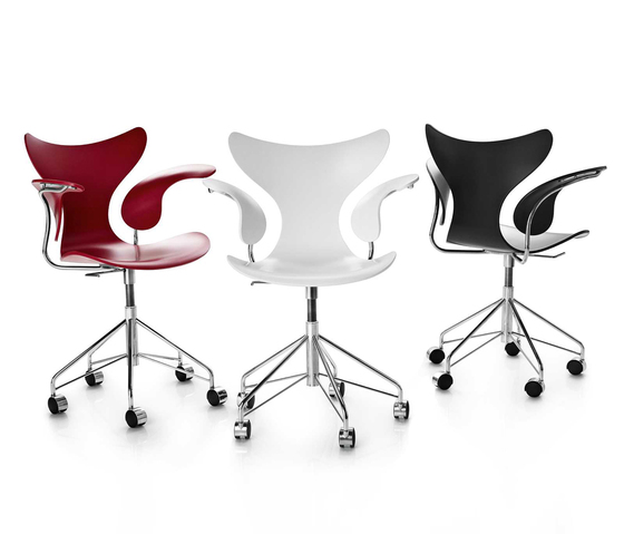 Lily™ | 3108 | Chair | Fully upholstered | Chaises | Fritz Hansen