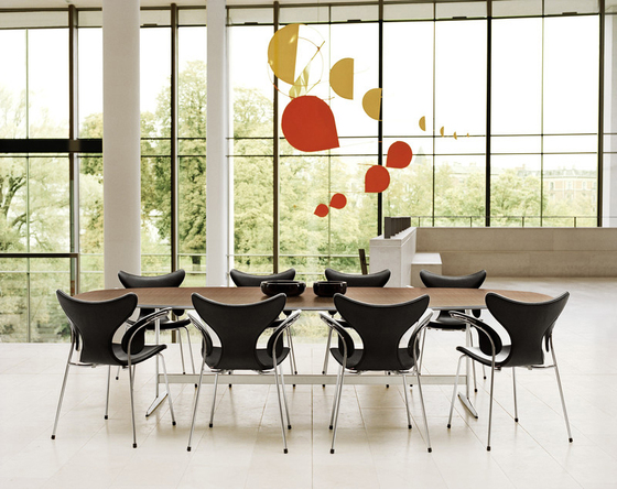 Lily™ | 3218 | Office chairs | Fritz Hansen