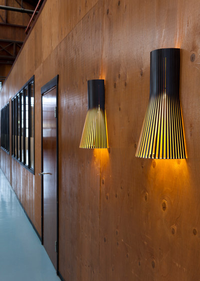 Secto 4231 wall lamp | Lampade parete | Secto Design