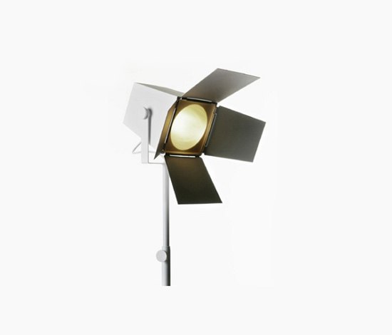 Foto floor lamp | Free-standing lights | ZERO