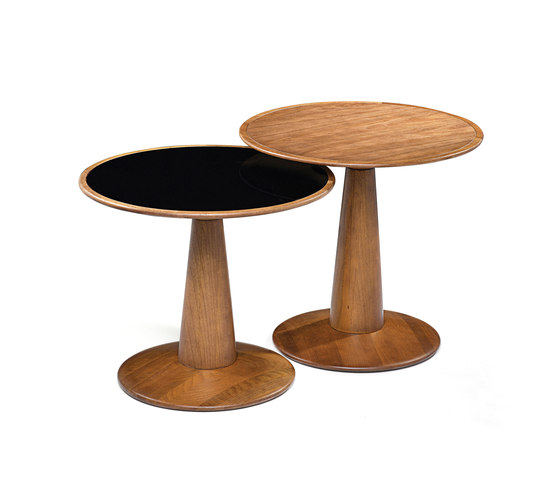 Mac side table | Beistelltische | LinBrasil