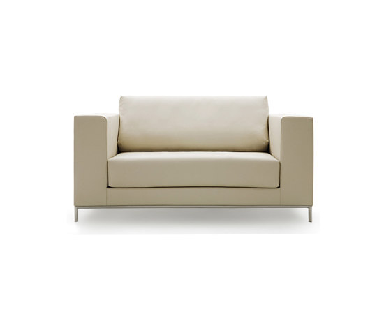 Linna armchair | Poltrone | Decameron Design