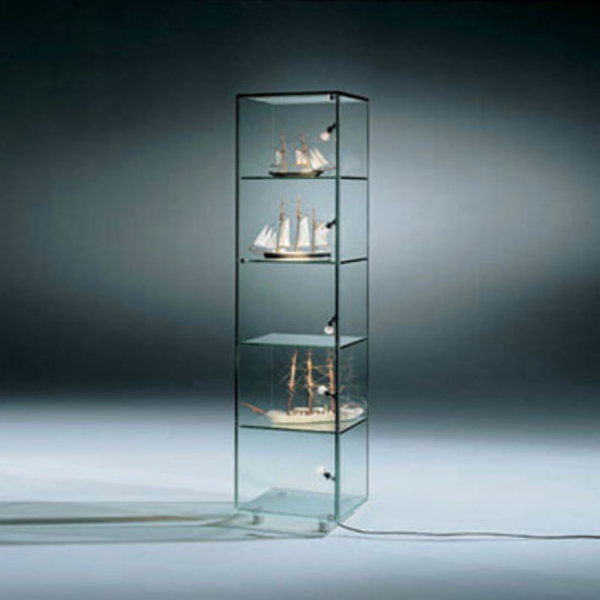ST 05 Floatglas | Side tables | Dreieck Design