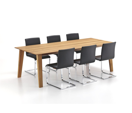 LYNN Chair | Chairs | Girsberger