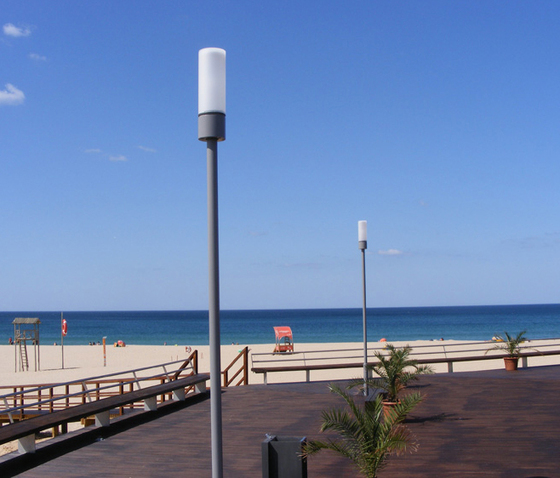 Residenza MD Pole mounted luminaire with bracket | Illuminazione sentieri | Hess