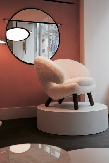 Pelican Chair | Armchairs | House of Finn Juhl - Onecollection