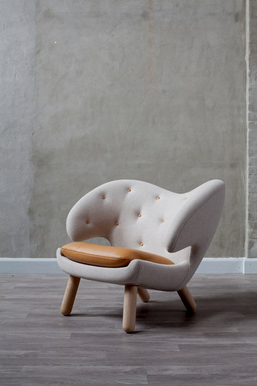 Pelican Chair | Armchairs | House of Finn Juhl - Onecollection