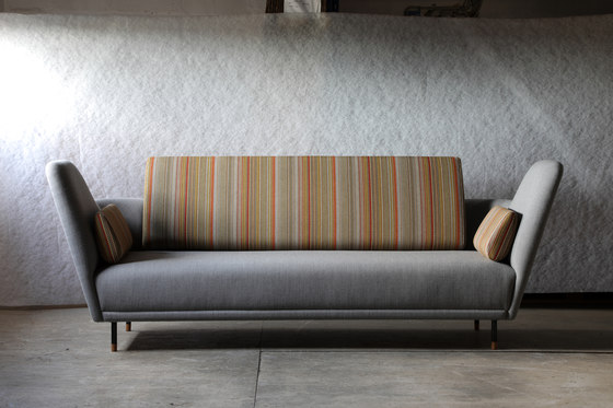 57 Sofa | Divani | House of Finn Juhl - Onecollection