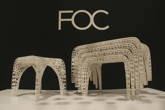 Monarch Stools | Tabourets | Freedom Of Creation