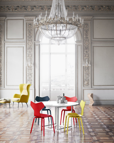 PK58™ | Table | White moulded polyester composit w ATH | Satin brushed stainless steel base | Dining tables | Fritz Hansen