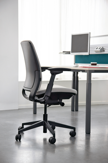 Amia Chair | Sedie ufficio | Steelcase