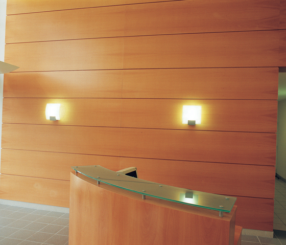 A208 | Wall lights | ATEA