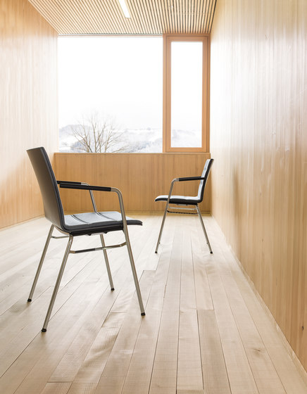 update stacking chair with arms | Sedie | Wiesner-Hager