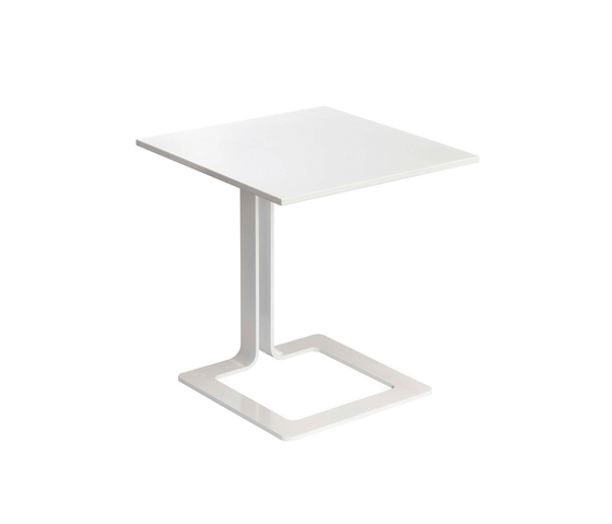 Eye to Eye Round | Side tables | Lourens Fisher