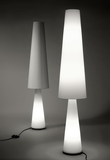 cep P-2859 floor lamp | Free-standing lights | Estiluz