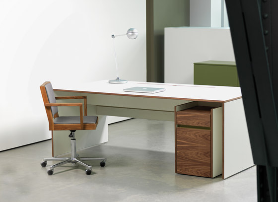 ETS-B-NB Deskchair | Sillas de oficina | OLIVER CONRAD