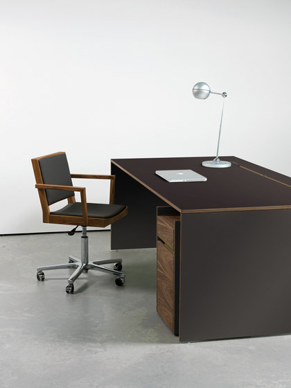 OS-F | W-NB Desk | Desks | OLIVER CONRAD