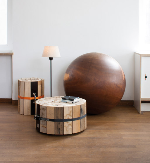 CR Natural wood stool | Sgabelli | OLIVER CONRAD