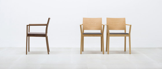 ST4N+ | Chairs | HUSSL