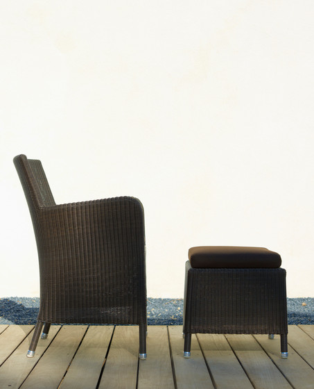 Hampsted Armchair | Chairs | Cane-line