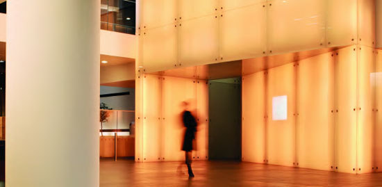 SLCO4 orange laminated glass | Verre décoratif | Fusion Glass Designs Ltd.