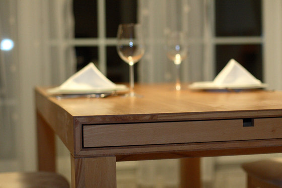 Godfather Table | Tables de repas | Andreas Janson