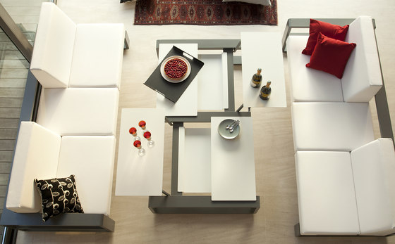 Kama | Small Modular Table | Tavolini bassi | EGO Paris