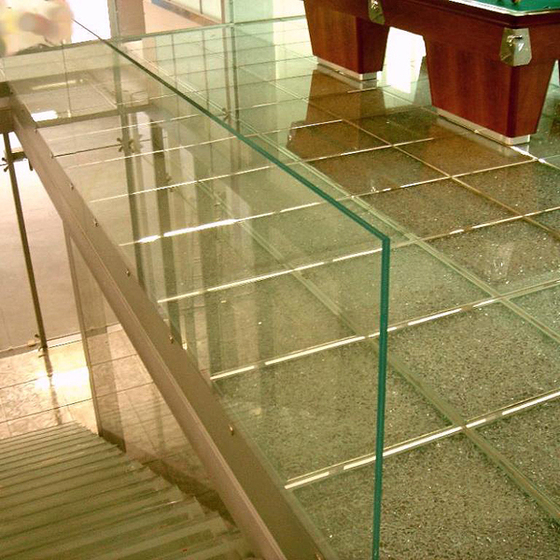 Fashionglass 512 verde chiaro | Glass tiles | Bluestein