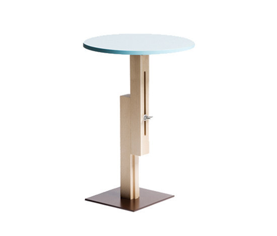 Tam Tam Adjustable Side Table | Beistelltische | SCP