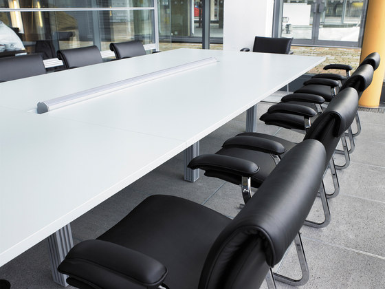 Delphi Low Back Swivel Chair | Office chairs | Boss Design