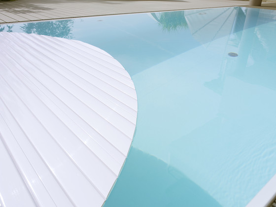 COVREX | Swimming pool covers | REHAU