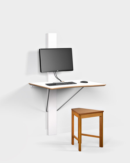 Log I Work Desk | Standing tables | Lillian Öberg