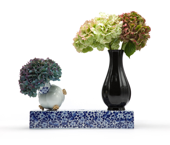 Delft Blue 8 | Vases | moooi