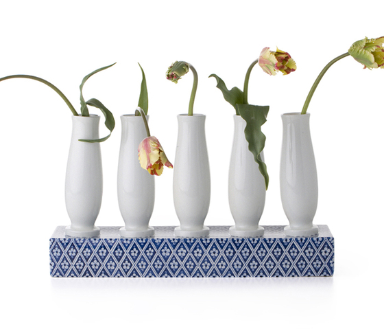 Delft Blue 7 | Vases | moooi