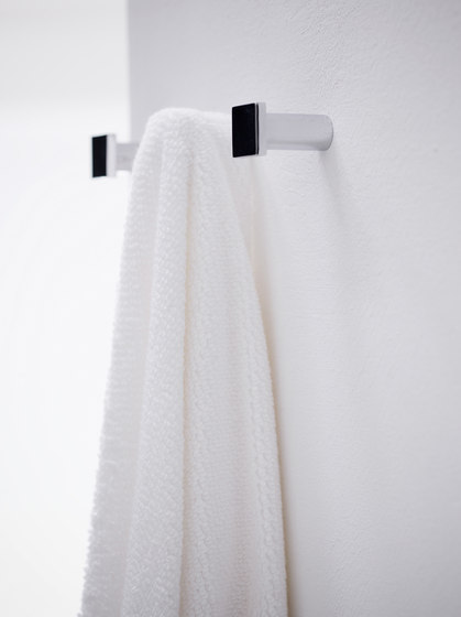 Metric Toallero | Estanterías toallas | Pomd’Or