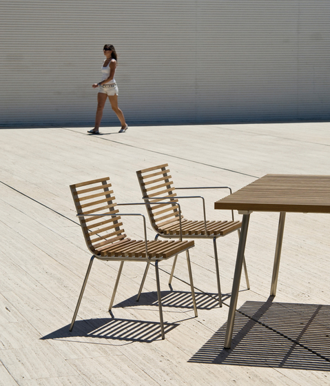 Trama Sling Table | Dining tables | Calma