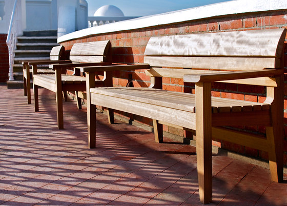 Chico Full Bench | Benches | Benchmark Furniture